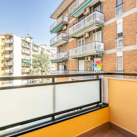 Guesthost - Forlanini M4 Modern With Balconies Διαμέρισμα Μιλάνο